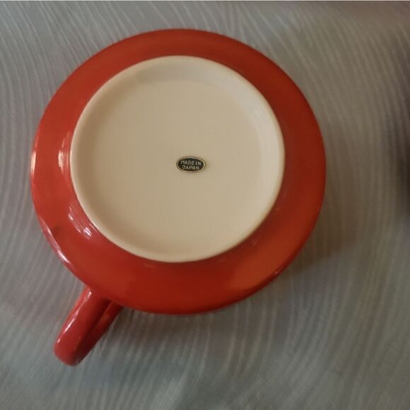 Vintage Pristine '70’s 2 Piece Set-Mod Bright Red Soup Cup and Sandwich Plate - Picture 6 of 11
